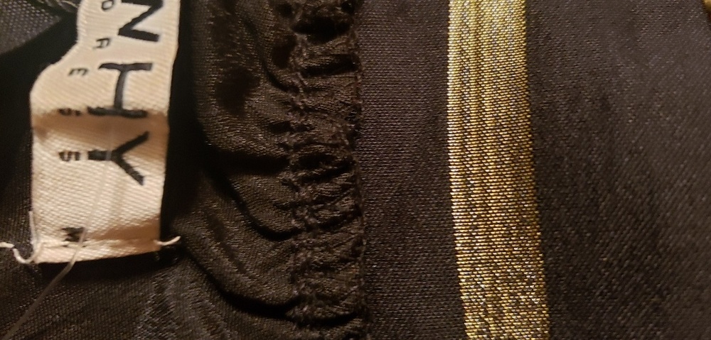 Skirt - Picture 2 of 6